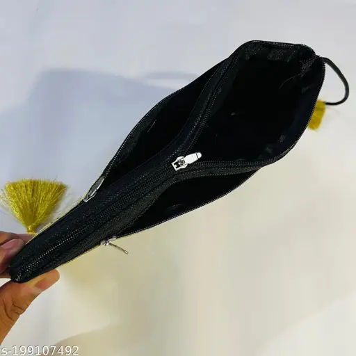 Elegant White Hand Purse for Women